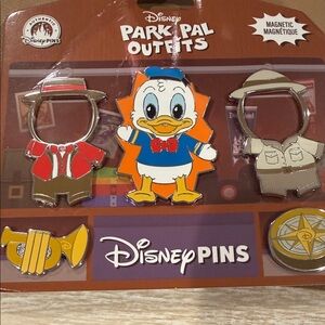 Disney Park Pal Outfits Pin Collection - Donald Duck